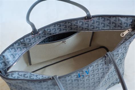 goyard medium tote size|Goyard tote with zipper.